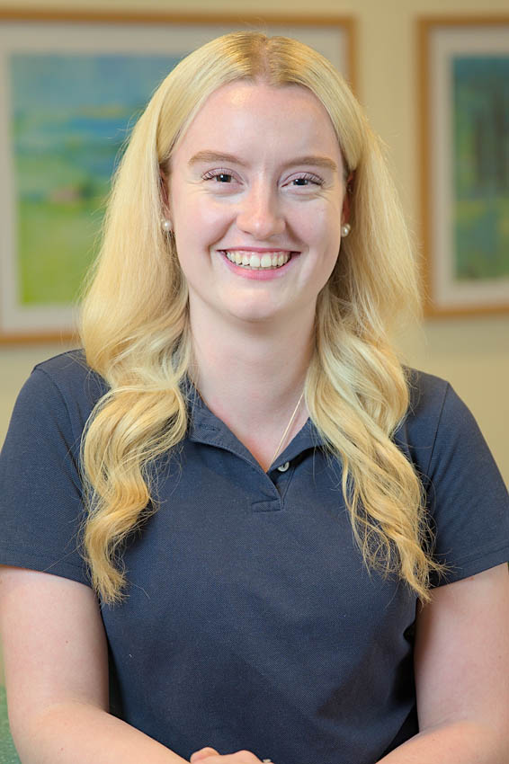 Laura Linkert, Medizinische Fachangestellte